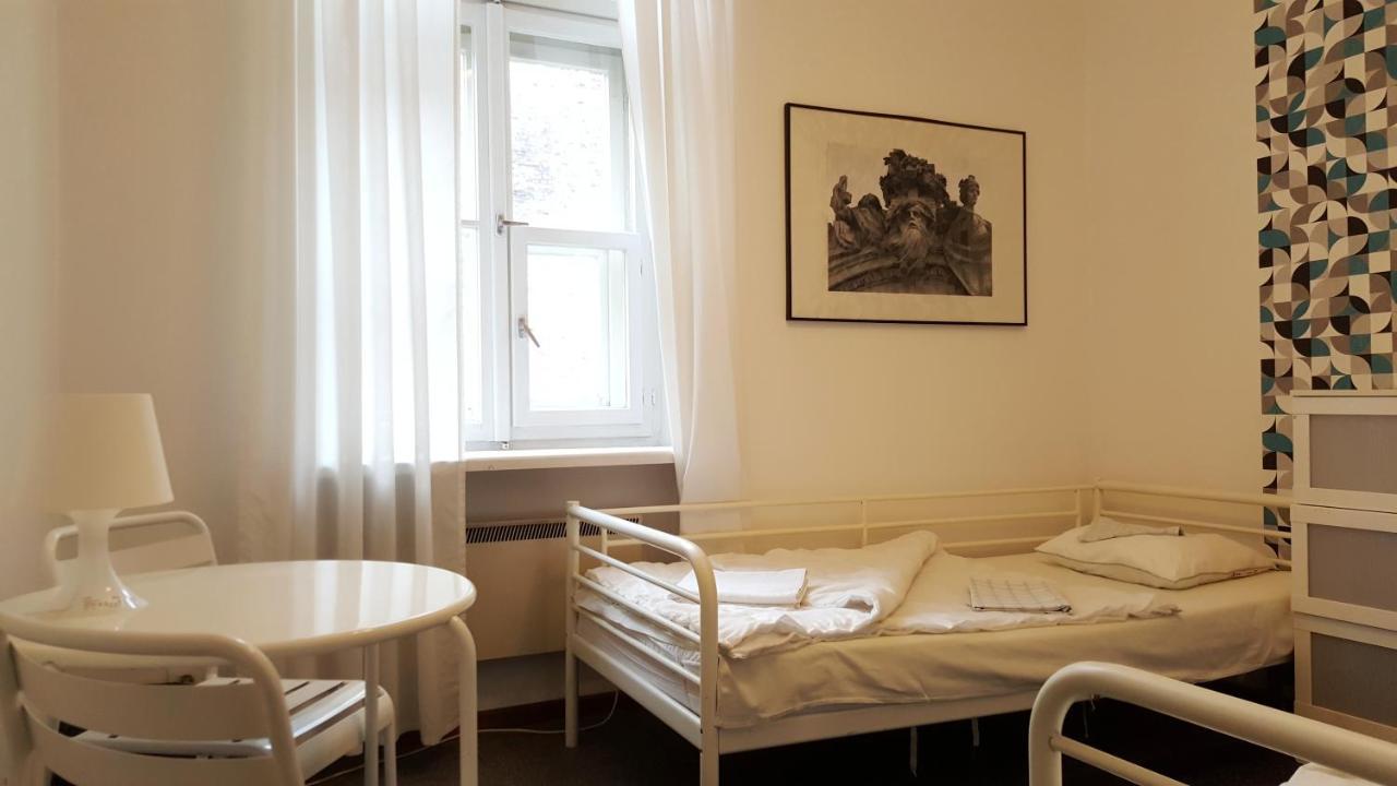 Hostel Witt Варшава Екстериор снимка
