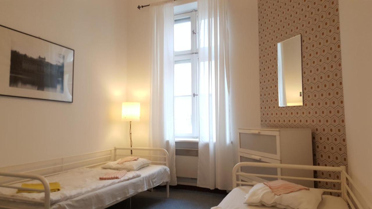 Hostel Witt Варшава Екстериор снимка