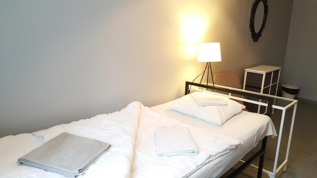 Hostel Witt Варшава Екстериор снимка