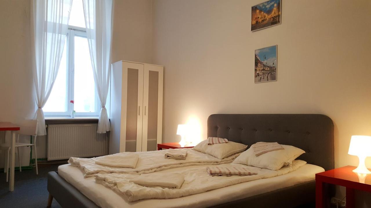 Hostel Witt Варшава Екстериор снимка
