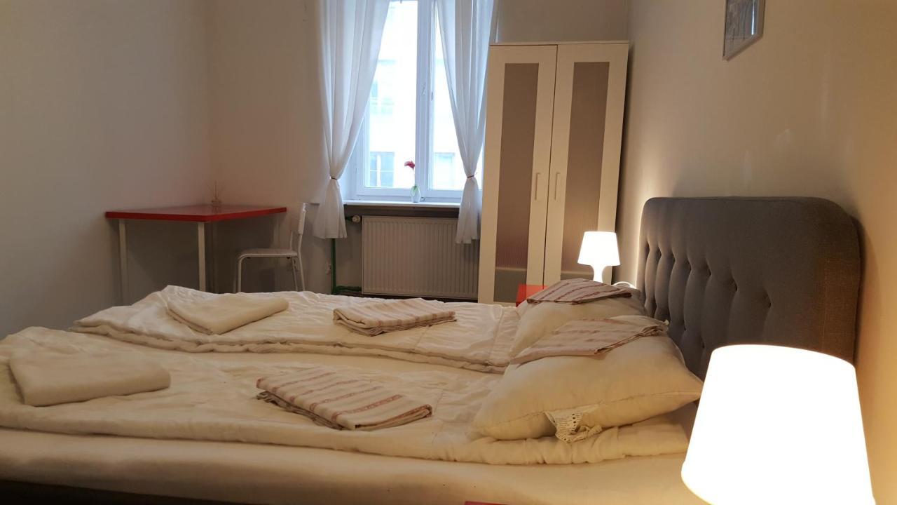 Hostel Witt Варшава Екстериор снимка