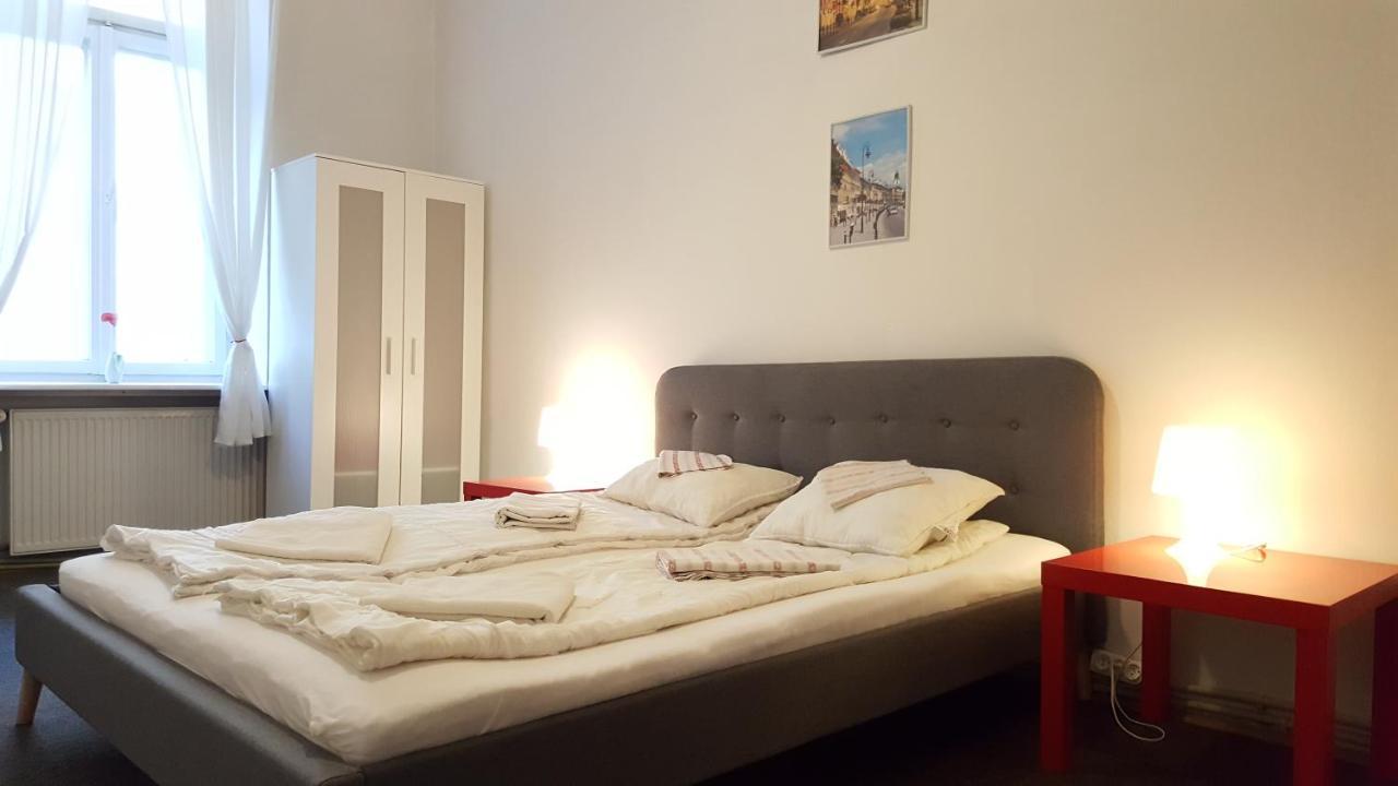 Hostel Witt Варшава Екстериор снимка