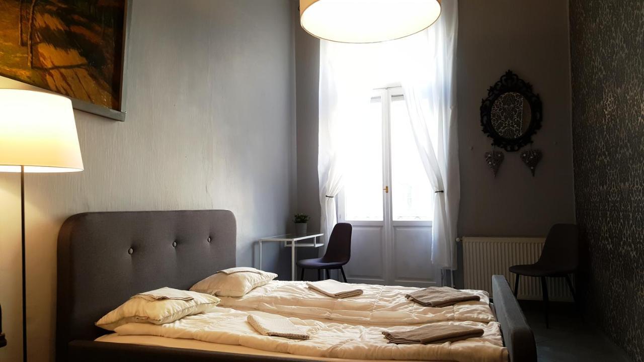 Hostel Witt Варшава Екстериор снимка
